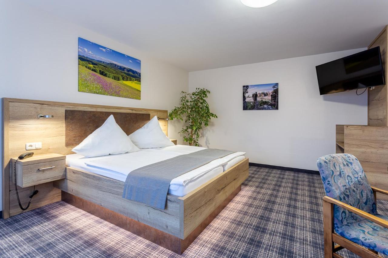 Hotel Zur Aussicht ホーンシュタイン エクステリア 写真